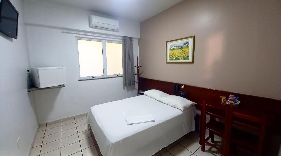 Alpha Ville Hotel Асис Екстериор снимка