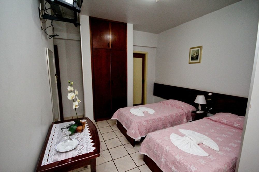 Alpha Ville Hotel Асис Екстериор снимка